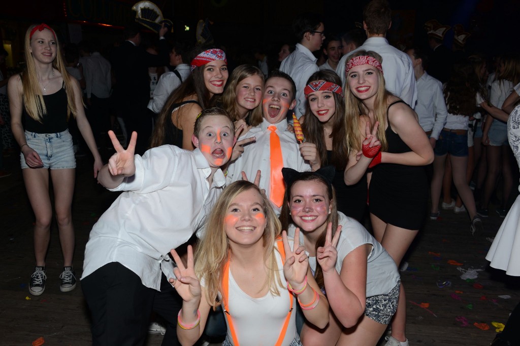 ../Images/Jeugddisco White Edition 282.jpg